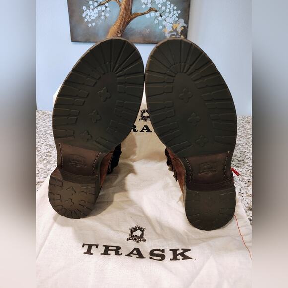 Trask Naomi Brown Suede Boots New With individual Bag - Picture 4 of 13